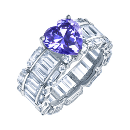 Серебряное кольцо с фианитами «Сердце»