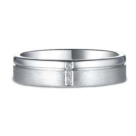 Кольцо из серебра с бриллиантом