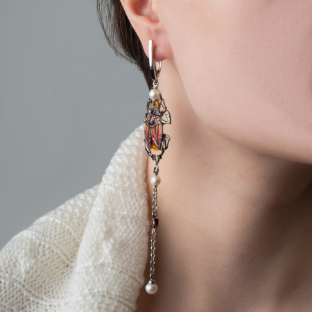 Серьги из серебра с фианитами «Майский жук»