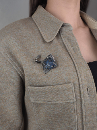 Серебряная брошь «Скат»