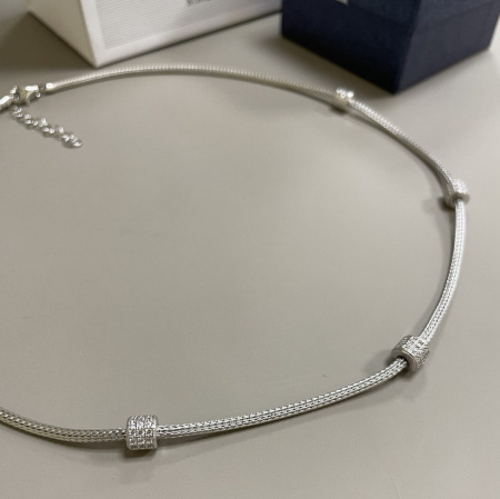 Колье из серебра с фианитами