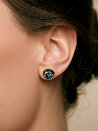 Серебряные серьги гвоздики с бирюзой