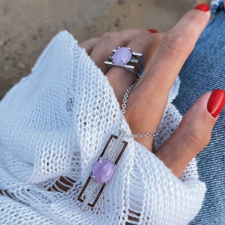 Кольцо из серебра с кунцитом и фианитами