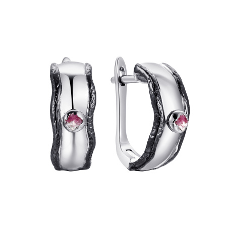 Серьги из серебра с корундом
